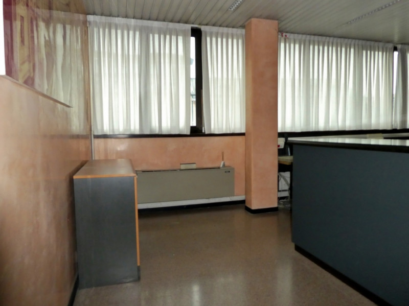 INVESTIMENTO A REDDITO: UFFICIO OPEN-SPACE DI 95 MQ COMM.LI OTTIMAMENTE LOCATO, IN VENDITA A VICE...
