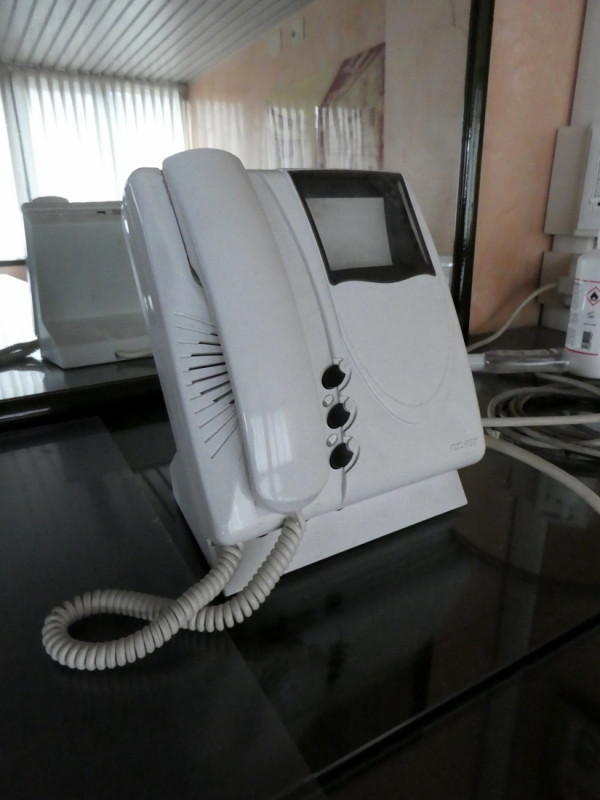 INVESTIMENTO A REDDITO: UFFICIO OPEN-SPACE DI 95 MQ COMM.LI OTTIMAMENTE LOCATO, IN VENDITA A VICE...