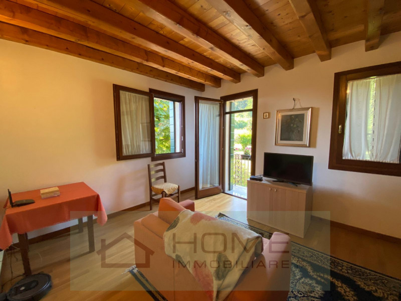 Importante struttura ricettiva/turistica country house in area parco colli euganei a 160 metri su...