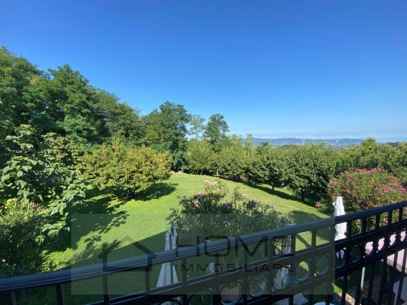 Importante struttura ricettiva/turistica country house in area parco colli euganei a 160 metri su...