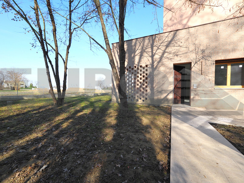 SCORZE': Loc. Peseggia, situato in zona residenziale proponiamo appartamento su palazzina di nuov...