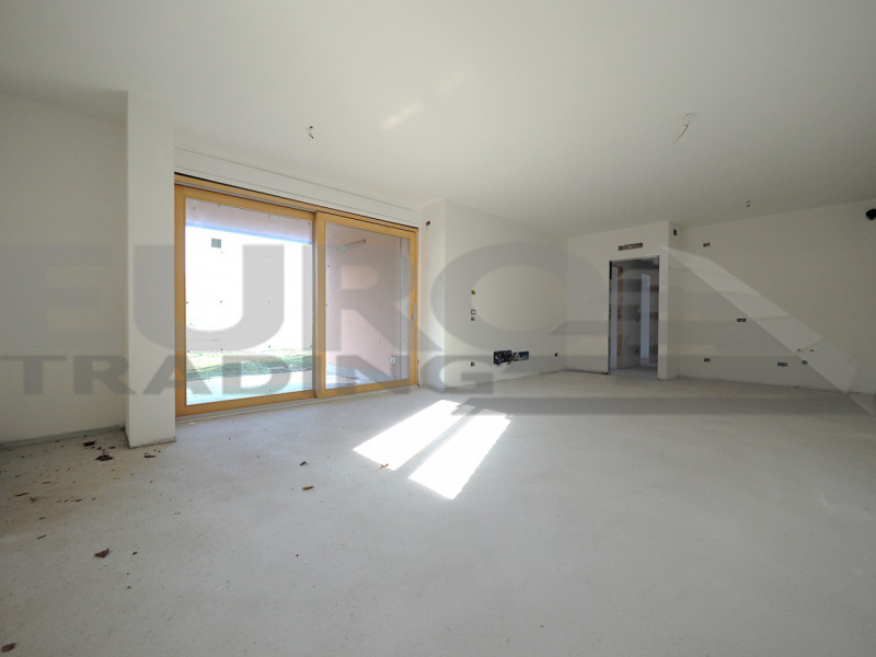 SCORZE': Loc. Peseggia, situato in zona residenziale proponiamo appartamento su palazzina di nuov...