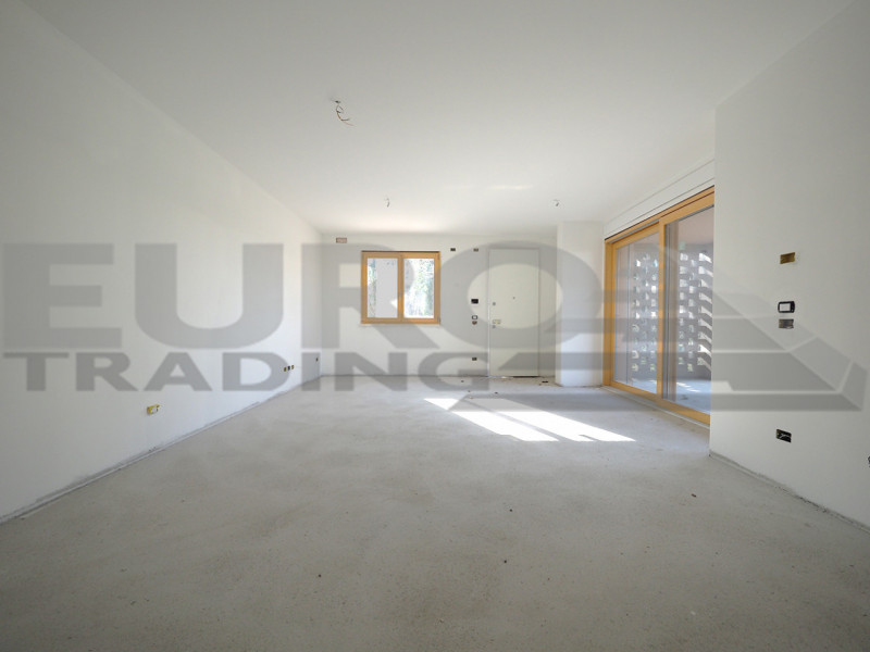 SCORZE': Loc. Peseggia, situato in zona residenziale proponiamo appartamento su palazzina di nuov...