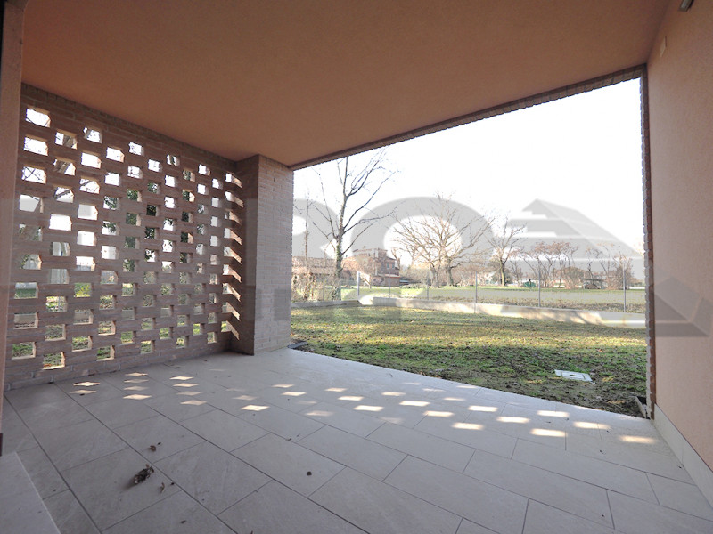 SCORZE': Loc. Peseggia, situato in zona residenziale proponiamo appartamento su palazzina di nuov...