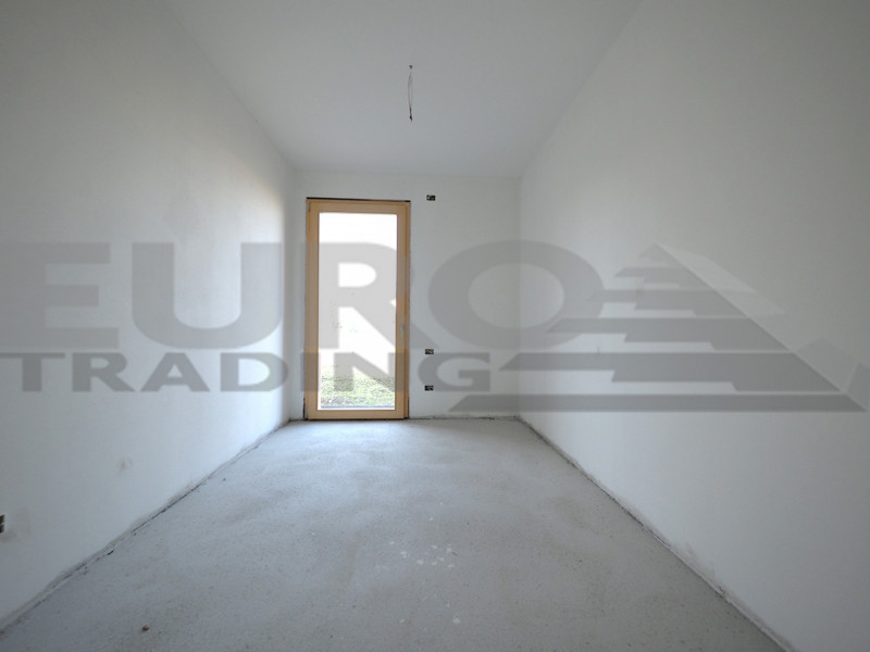 SCORZE': Loc. Peseggia, situato in zona residenziale proponiamo appartamento su palazzina di nuov...