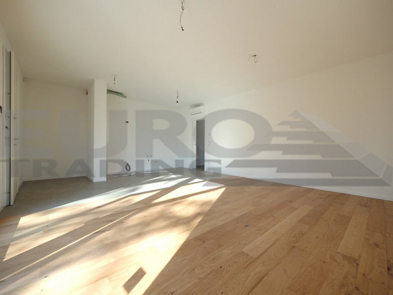 SCORZE': Loc. Peseggia, situato in zona residenziale proponiamo appartamento su palazzina di nuov...