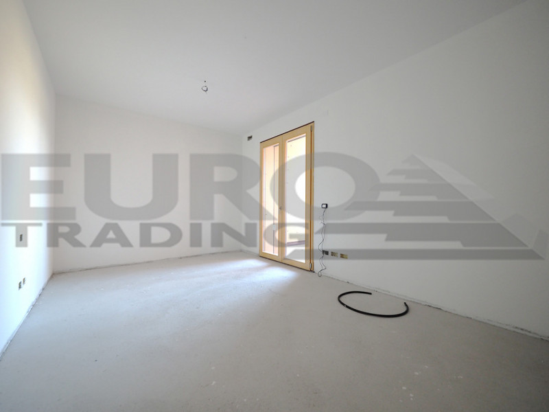 SCORZE': Loc. Peseggia, situato in zona residenziale proponiamo appartamento su palazzina di nuov...