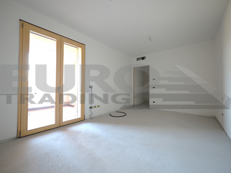 SCORZE': Loc. Peseggia, situato in zona residenziale proponiamo appartamento su palazzina di nuov...