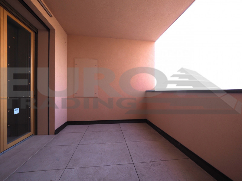 SCORZE': Loc. Peseggia, situato in zona residenziale proponiamo appartamento su palazzina di nuov...