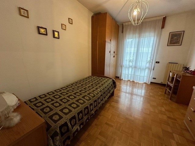 LIMENA: Classe Energetica F - EPgl,nren 162,58 Kwh/mq. anno.
Benvenuti in questa bellissima abita...