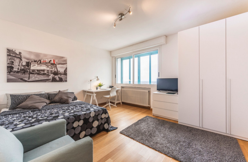 Padova - Zona Stazione

L'appartamento è situato al 18esimo ed ultimo piano in condominio dotato ...