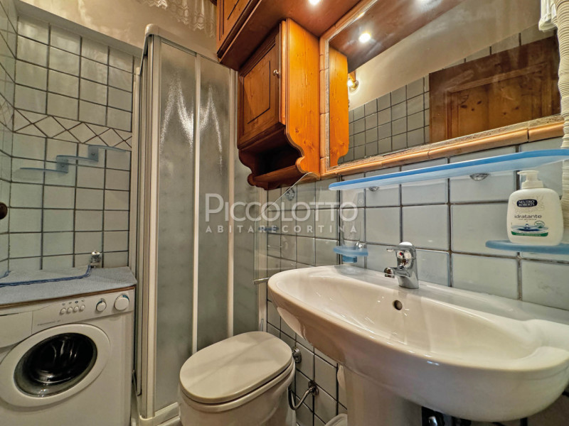 Rif. A5043 - Cortina d'Ampezzo - Appartamento in affitto - Centrale e panoramica posizione

DISPO...