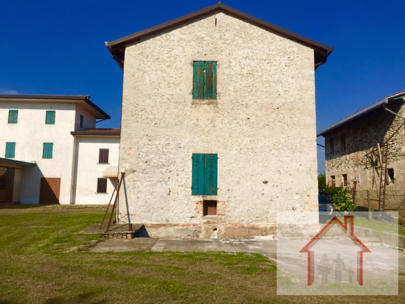 Rif: RS004
X Info - Martina: 3408989598

Nervesa della Battaglia (TV)

Proponiamo in vendita in u...