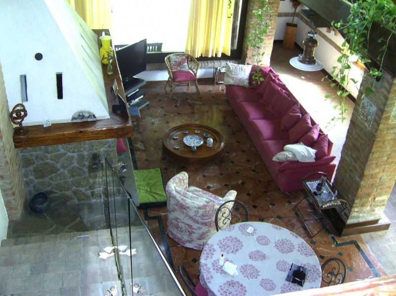 SALBORO, POZZOVEGGIANI, BELLA E PARTICOLARE VILLA SINGOLA DI MQ. 700 CON PARCO ESCLUSIVO, RECINTA...