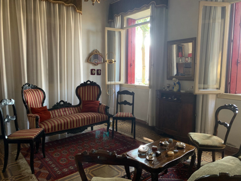 Benvenuti in questa meravigliosa villa d'epoca situata nel cuore del centro di Noventa Vicentina....