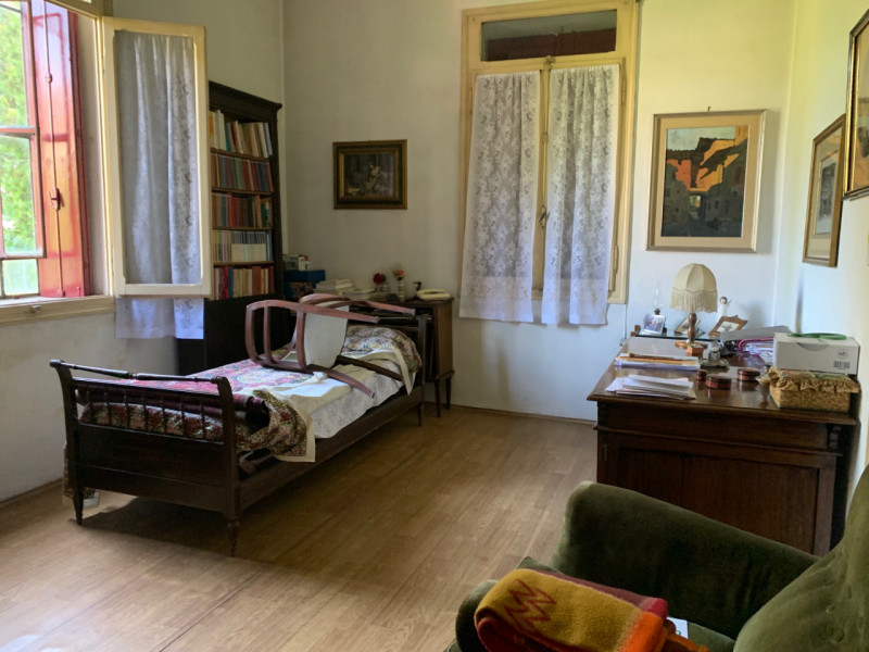 Benvenuti in questa meravigliosa villa d'epoca situata nel cuore del centro di Noventa Vicentina....