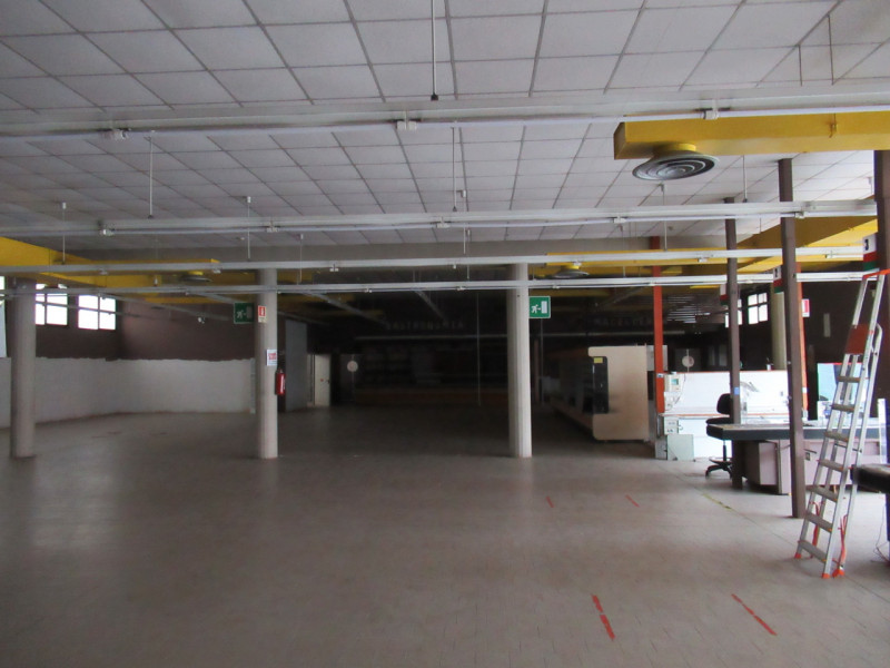 A Venturali di Villorba (TV), proponiamo in vendita spazio commerciale predisposto per l'attività...