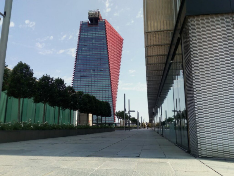 PADOVA-NET CENTER-: struttura architettonica unica, ideata dall’architetto Aurelio Galfetti, che ...