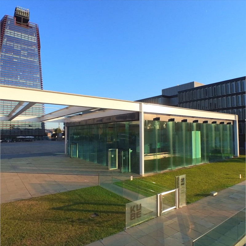 PADOVA-NET CENTER-: struttura architettonica unica, ideata dall’architetto Aurelio Galfetti, che ...