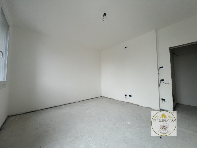 Rif. APEB02 - A pochi passi dal centro comodo alle scuole e ai servizi, proponiamo in vendita app...