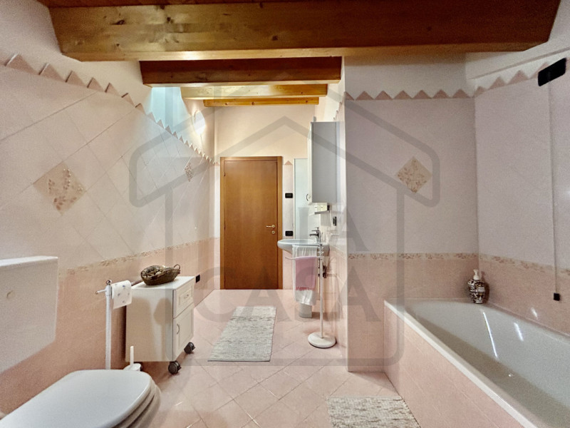 ABANO TERME - In una tranquilla zona residenziale di Abano Terme, nel cuore del ricercato quartie...