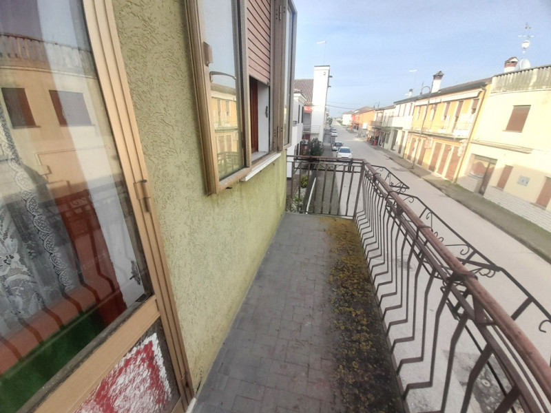 Case, Appartamenti, Ville, Attici, Loft in Vendita a Cavarzere