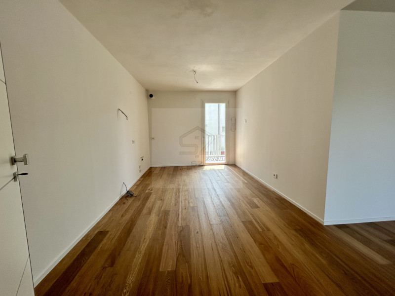 Padova - Madonna Pellegrina

APPARTAMENTO NUOVO CLASSE A4 3 CAMERE E TERRAZZO ABITABILE

Comoda a...