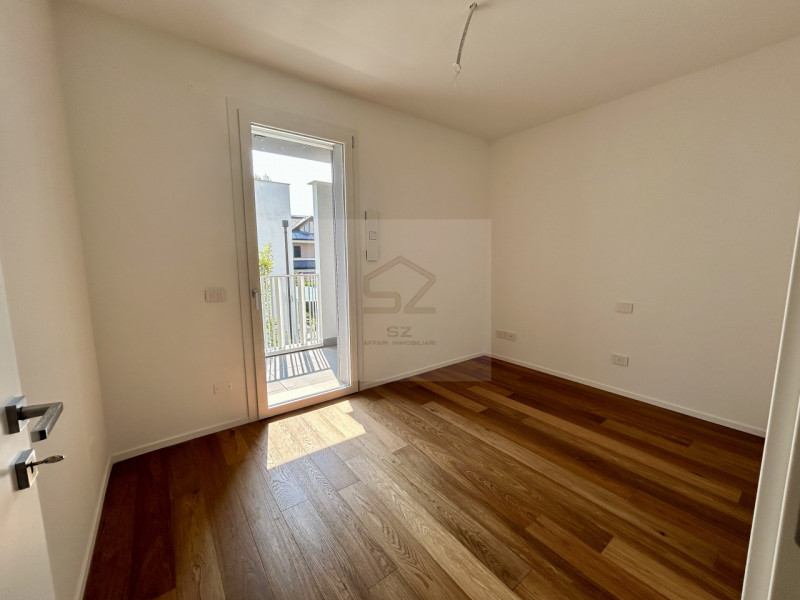 Padova - Madonna Pellegrina

APPARTAMENTO NUOVO CLASSE A4 3 CAMERE E TERRAZZO ABITABILE

Comoda a...