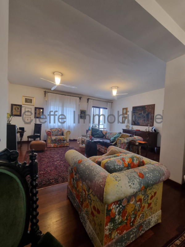 Situato nel cuore di Padova, nella rinomata zona di Corso Milano, proponiamo in vendita la nuda p...