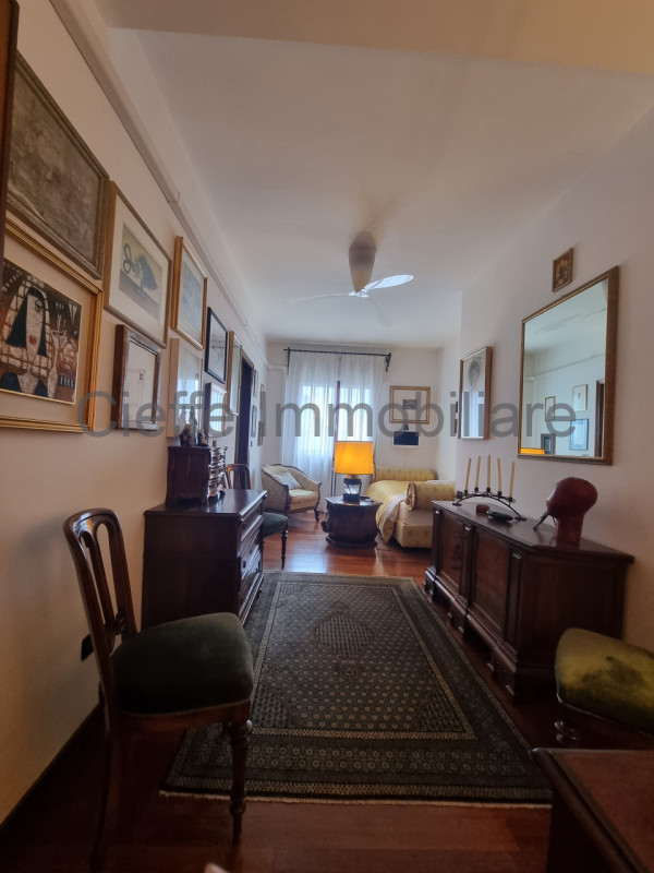 Situato nel cuore di Padova, nella rinomata zona di Corso Milano, proponiamo in vendita la nuda p...