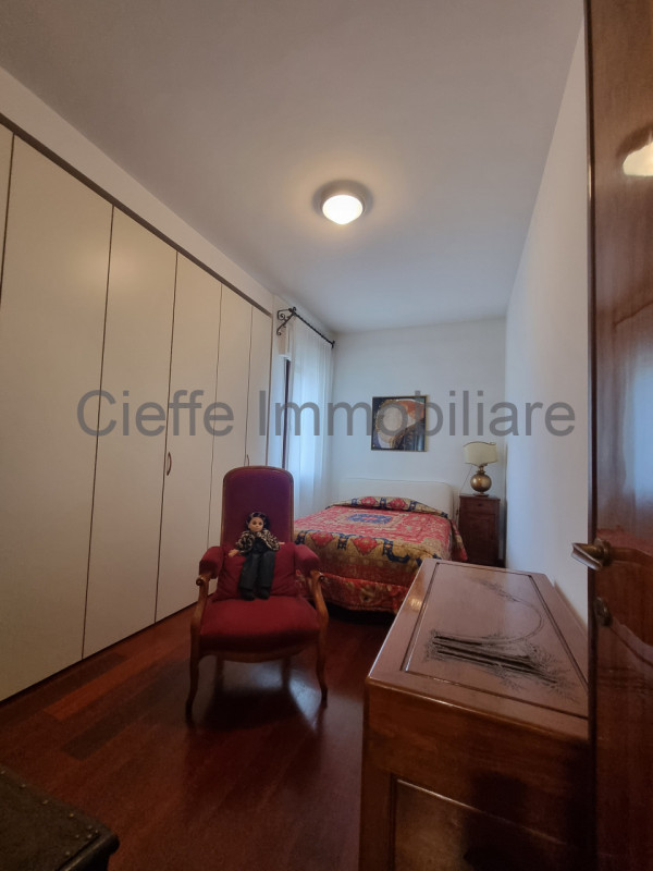 Situato nel cuore di Padova, nella rinomata zona di Corso Milano, proponiamo in vendita la nuda p...