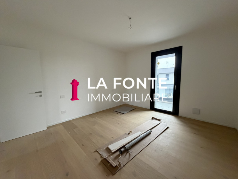 CAPRICCIO DI VIGONZA - NUOVE PORZIONI DI QUADRIFAMILIARI. Queste residenze, sviluppate su due pia...