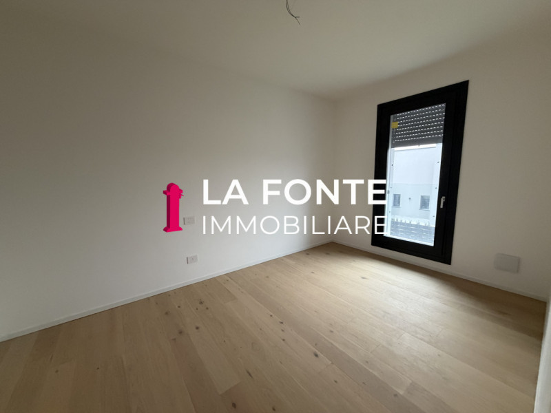 CAPRICCIO DI VIGONZA - NUOVE PORZIONI DI QUADRIFAMILIARI. Queste residenze, sviluppate su due pia...