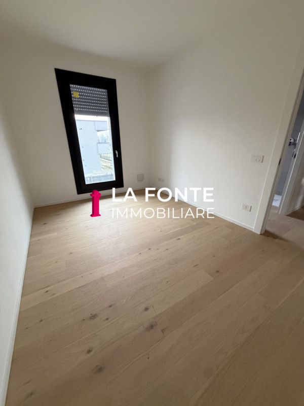 CAPRICCIO DI VIGONZA - NUOVE PORZIONI DI QUADRIFAMILIARI. Queste residenze, sviluppate su due pia...