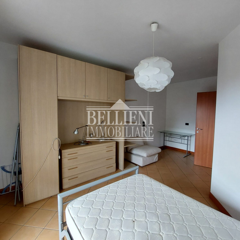 ZONA DAL MOLIN: In contesto recente e situato in zona residenziale che affaccia sul verde, propon...