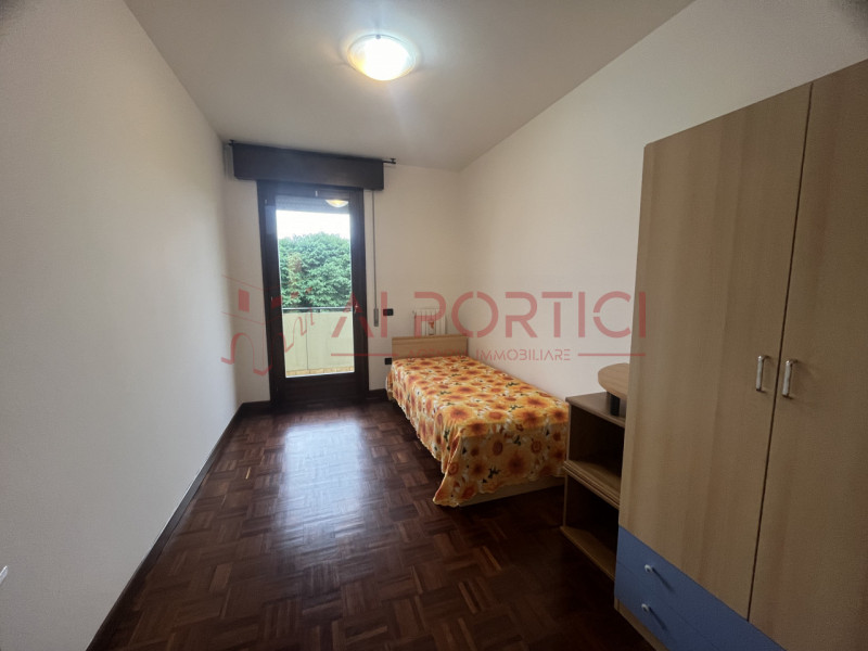 Comune di PIOVE DI SACCO: A soli 4 km dal centro di Piove di Sacco, proponiamo APPARTAMENTO ARRED...