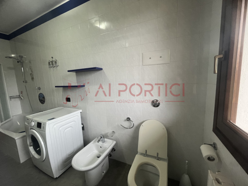 Arzerello di PIOVE DI SACCO - APPARTAMENTO ARREDATO COMPLETAMENTE, posto al piano primo in contes...