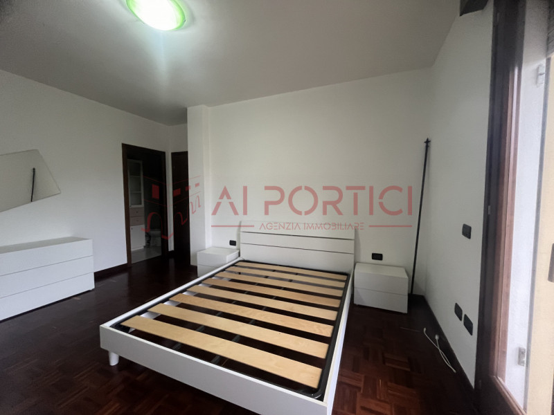 Comune di PIOVE DI SACCO: A soli 4 km dal centro di Piove di Sacco, proponiamo APPARTAMENTO ARRED...