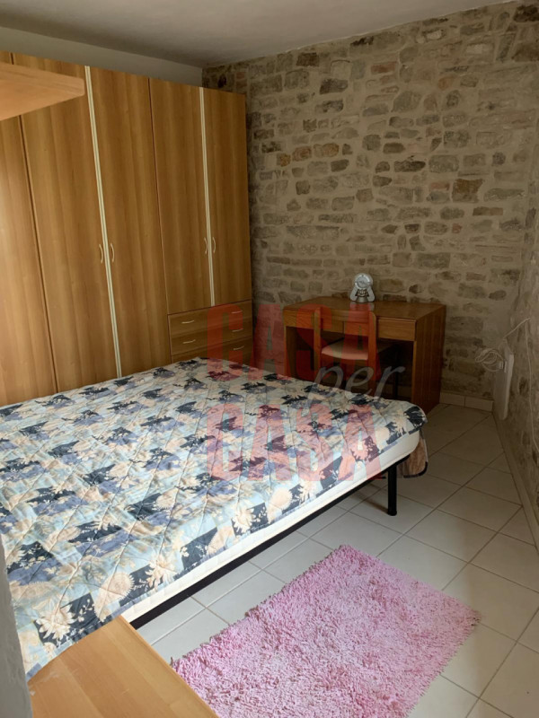 A Force, posizionato a pochi passi dalla splendida Torre Civica finemente restaurata ed insediato...