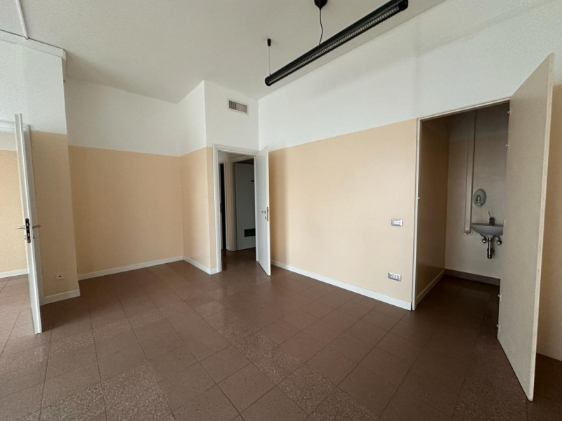 Attività commerciale in Vendita a Salzano