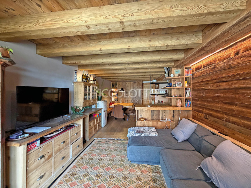 Rif. V5062 - Cortina d’Ampezzo, prestigioso appartamento in vendita con splendido giardino, inser...