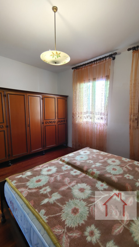 Rif: DS74
X INFO - Denis: 3402540785

Giavera del Montello (TV)

Proponiamo in vendita un comples...