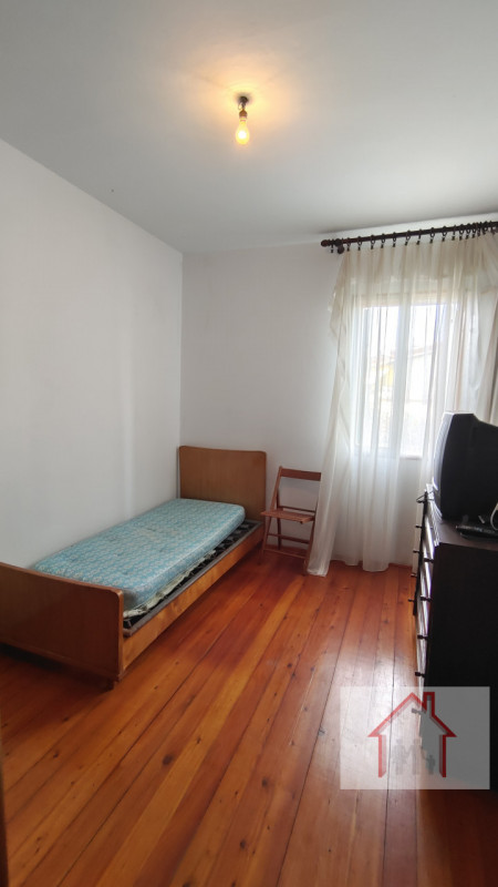 Rif: DS74
X INFO - Denis: 3402540785

Giavera del Montello (TV)

Proponiamo in vendita un comples...