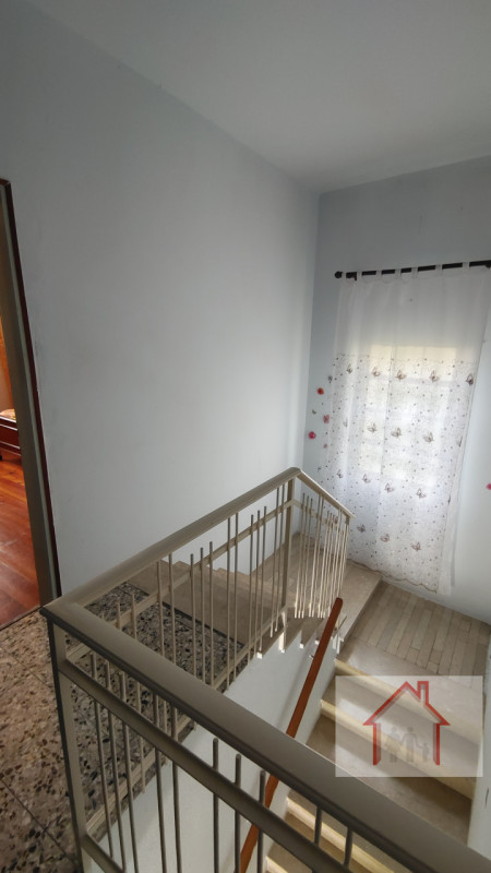 Rif: DS74
X INFO - Denis: 3402540785

Giavera del Montello (TV)

Proponiamo in vendita un comples...