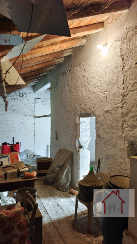 Rif: DS74
X INFO - Denis: 3402540785

Giavera del Montello (TV)

Proponiamo in vendita un comples...