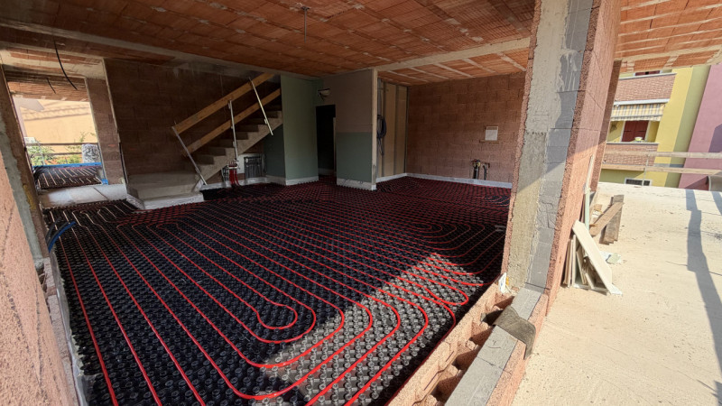 In Comune di Vigonza zona Peraga vicino al castello dei Peraga, nuova realizzazione fronte piazza...