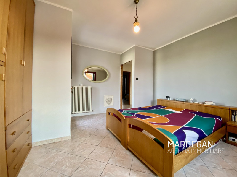 Quando vieni a scoprirlo? 
Situata a Campagnalta, proponiamo in vendita questa bifamiliare affian...