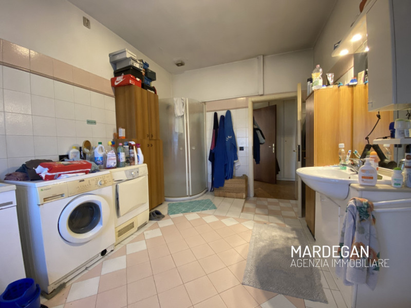 In una bella zona di San Martino di Lupari Ti proponiamo un'abitazione indipendente suddivisa in ...