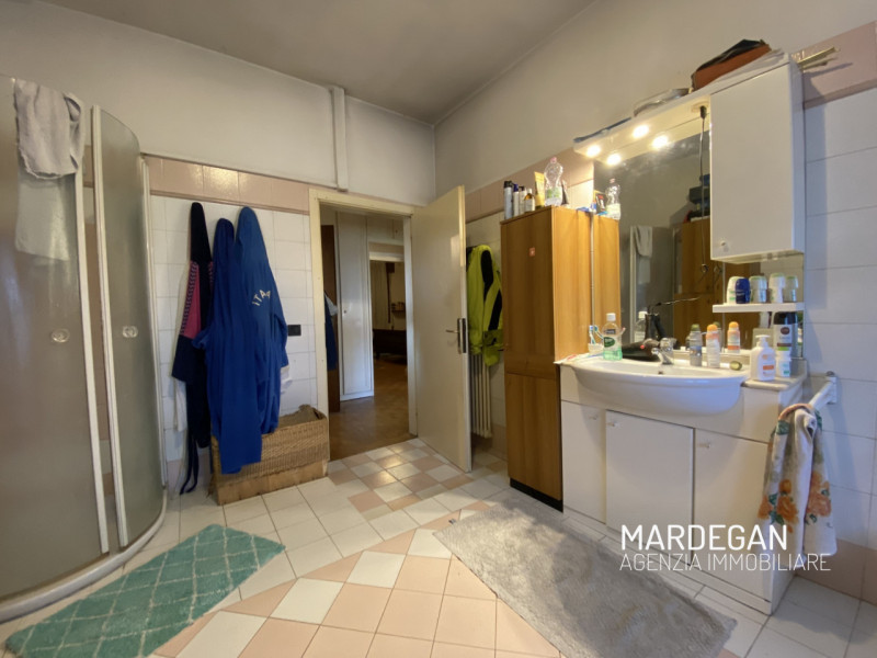 In una bella zona di San Martino di Lupari Ti proponiamo un'abitazione indipendente suddivisa in ...