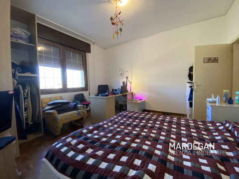 In una bella zona di San Martino di Lupari Ti proponiamo un'abitazione indipendente suddivisa in ...